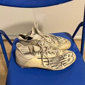 White Men's Size M 11.0 (W 12.0) Adult New Balance Burn X3 Low Top (Used)