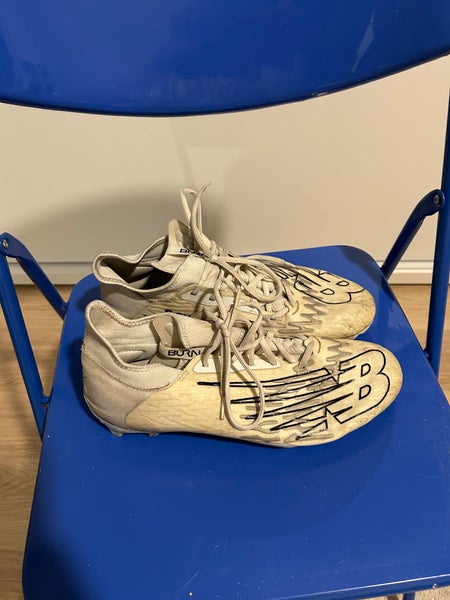 White Men's Size M 11.0 (W 12.0) Adult New Balance Burn X3 Low Top (Used)