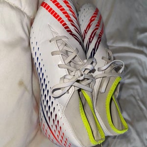 White Men's Size M 10.5 (W 11.5) Adidas Cleats (Used) Soccer Cleats Adidas Predators 10 1/2 MENS