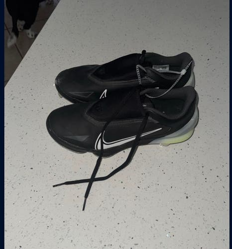 Black Men's Size M 7.0 (W 8.0) Nike Trout Low Top Metal (New)