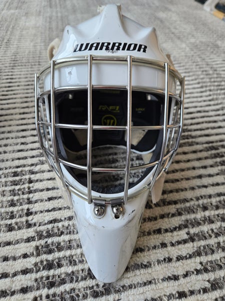 Senior Small/Medium Warrior R/F1 SR+ Goalie Mask (Used)