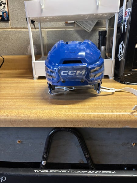 New CCM Tacks 920 Helmet (size small )