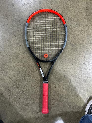 Used Wilson CLASH 26 V1.0 Junior Tennis Racquet Black 26" 11605-S000209992