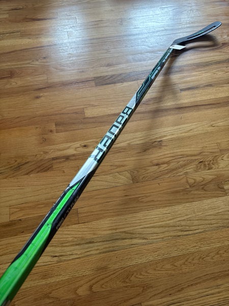 Bauer Sling Hockey Stick | Senior RH P88 | 55" (Used)