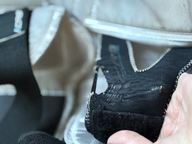 Large Bauer S27 Goalie Leg Pads (Used)