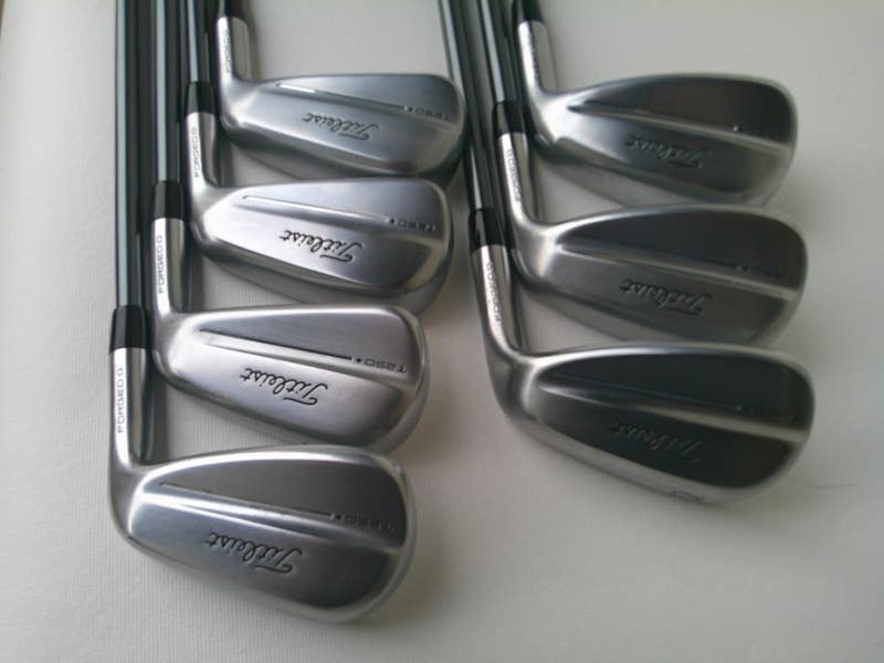 Titleist 2025 Forged T250 Star 5i-PW, 52* Iron Set w/ MMT 65g