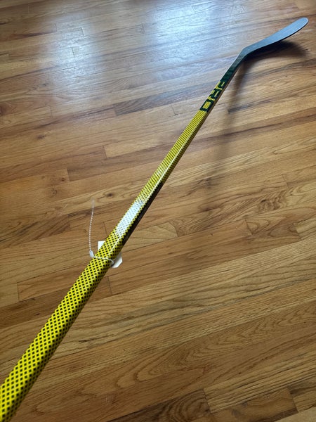 PRO Redline Hockey Stick | Senior RH P46 | 58" (Used)
