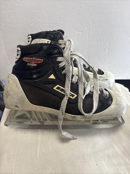 Senior Size 10.5 Bauer Supreme 3000 Ice Hockey Goalie Skates