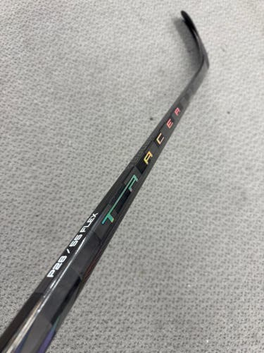 Intermediate Bauer Nexus Tracer Right Handed Hockey Stick P28 55 Flex (New)