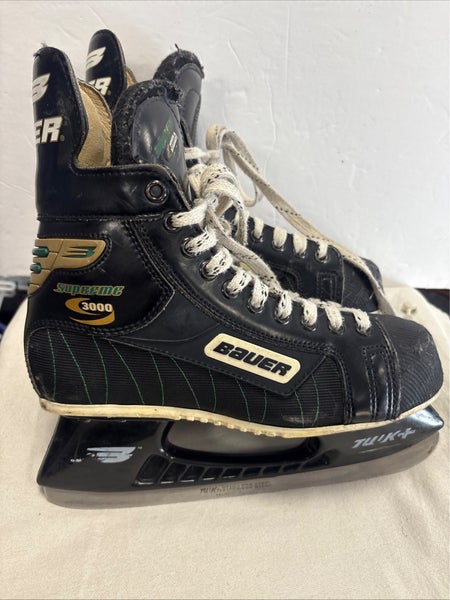Bauer Supreme 3000 Hockey Skates Regular Width 6.5 (Used)