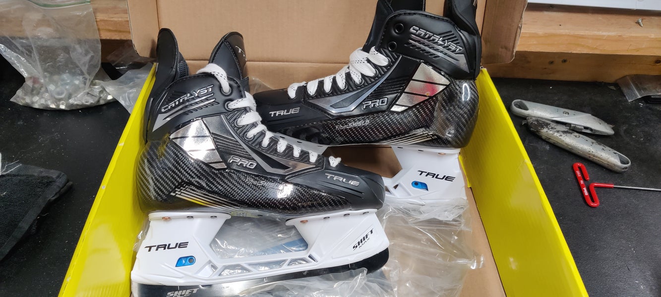 True Catalyst Pro Hockey Skates 7.5 (New)