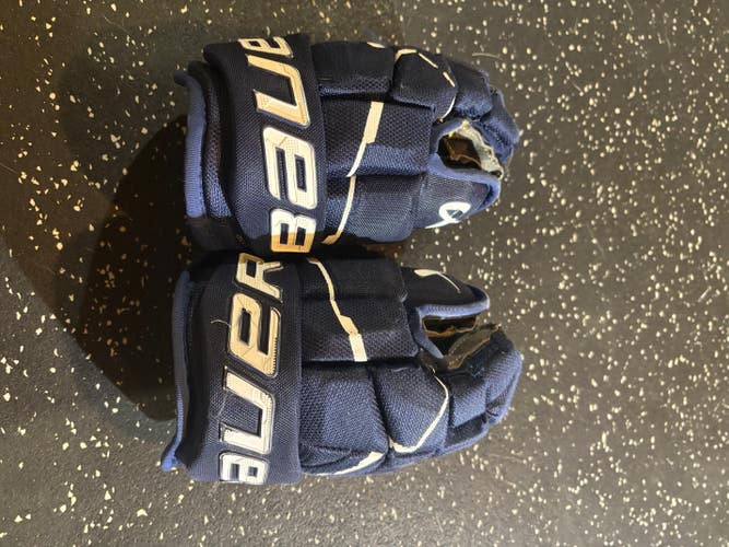 Bauer S23 SUPREME M5PRO GLOVE Gloves 10" (Used)