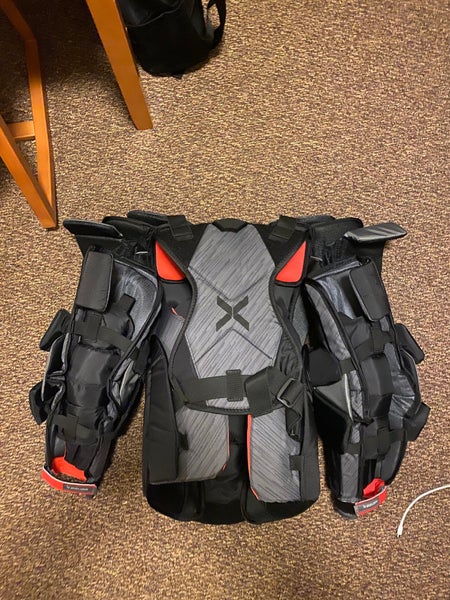 Bauer (New) Vapor Hyperlite 2 Goalie Chest Protector — (READ DESCRIPTION)