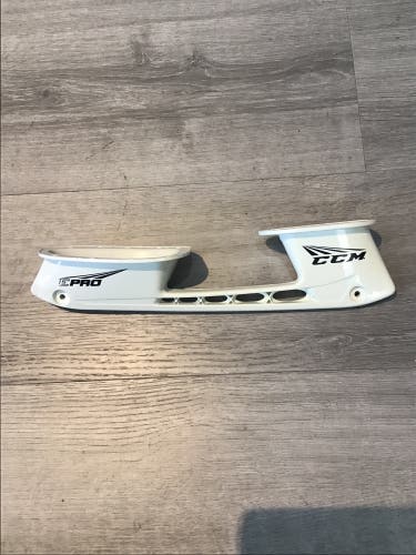 CCM E Pro 304 mm (New)