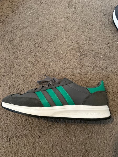 Men's Size M 14.0 (W 15.0) Adult Adidas Shoes (New)