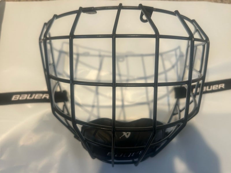 $70 Bauer Profile II I2 Oreo Hockey Helmet Cage Mask Medium Fits CCM