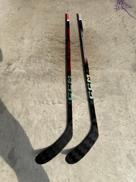 Junior CCM JetSpeed FT8 Pro Right Handed Hockey Stick P28 50 Flex (Used)