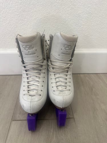 Jackson Ultima Elle Figure Skates C Adult 4 (Used)