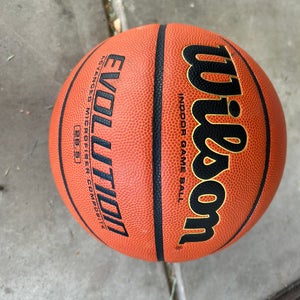 New Wilson Basketball 28.5