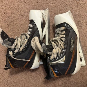 Bauer Elite Hockey Goalie Skates EE Width 9