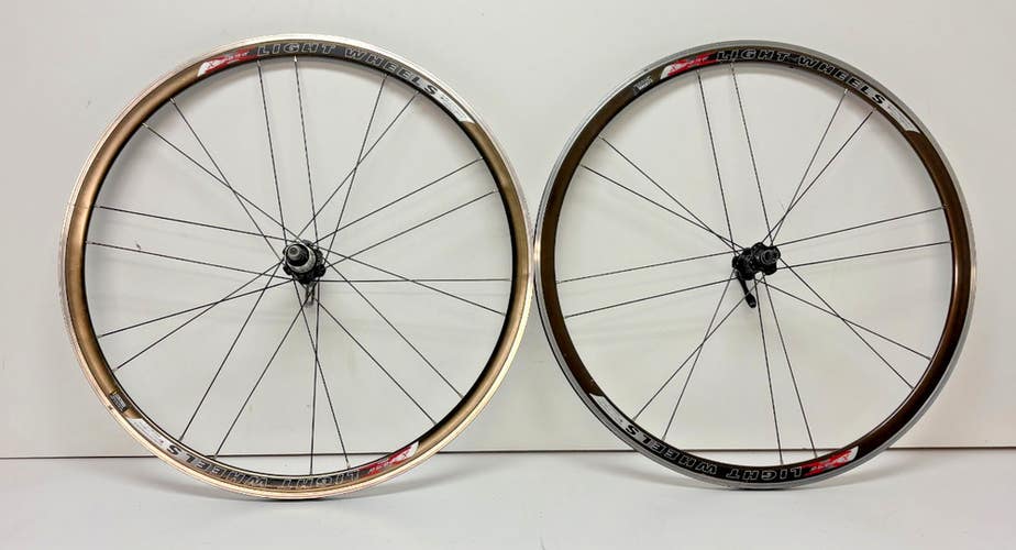 Xtreme Light Wheels 20/16-Spoke Aero Aluminum 622x13/700C Road Bike Wheelset