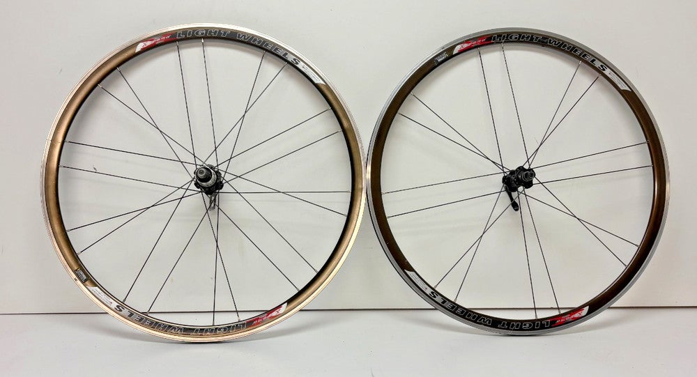 Xtreme Light Wheels 20/16-Spoke Aero Aluminum 622x13/700C Road Bike Wheelset