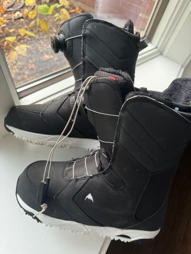 Women's Size M 8.0 (W 9.0) Burton Limelight Snowboard Boots (Used)