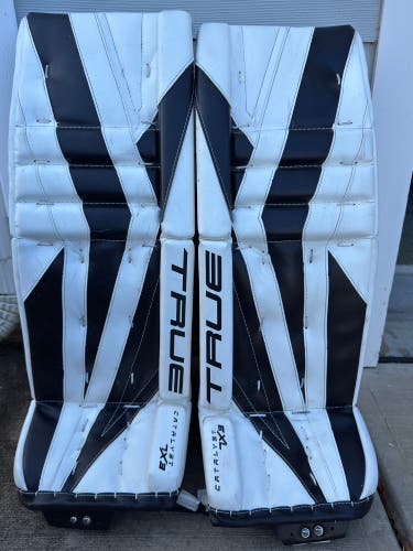 30" True 7x3 Goalie Leg Pads (Used)