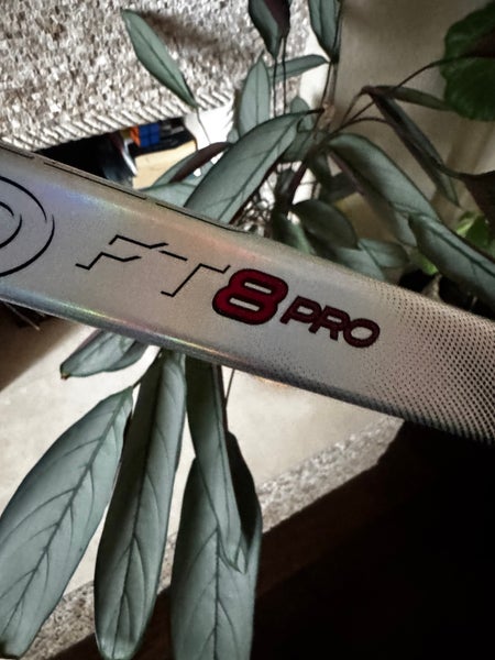 Senior CCM JetSpeed FT8 Pro Right Handed Hockey Stick P28 75 Flex (New)