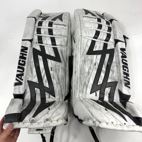 Used White and Black Vaughn Velocity 7400 Goalie Pads | 34 +1"