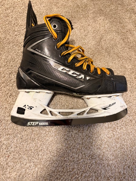 CCM RibCor 80K Hockey Skates Regular Width 7 (Used)
