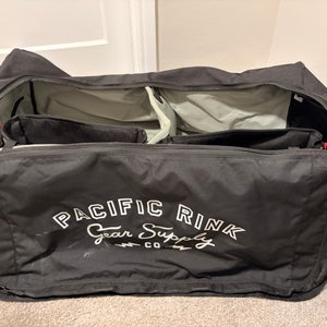Pacific Rink Adult Bag (Used)
