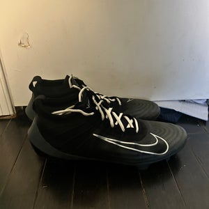 Used Nike Vapor Elite 1 cleats. SIZE 10 M