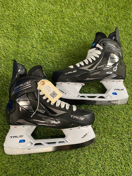 Senior True Catalyst Pro Hockey Skates Pro Stock 9 (New)