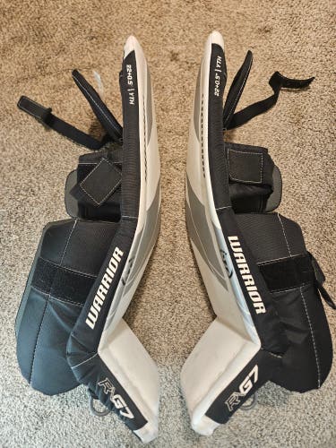 22" 2023 Warrior Ritual G7 Goalie Leg Pads (Used)