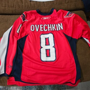 Alexander Ovechkin Capitals Large Men's Reebok Jersey (Used)