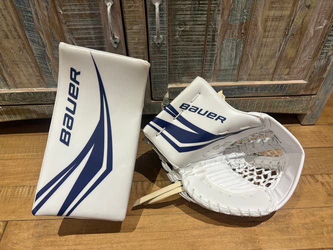 Brand New Pro Stock Bauer Mach Pro Goalie Glove & Blocker Set Woll