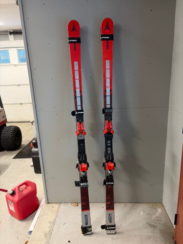 2023 Atomic Redster G9 187 cm Racing Skis With Bindings Max Din 16 (Used)
