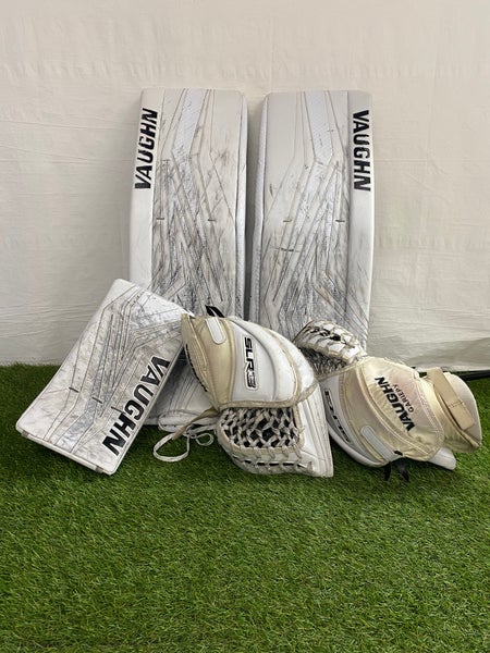 White 35" Senior Vaughn SLR3 Pro Carbon Goalie Full Set Regular Pro Stock (Used)