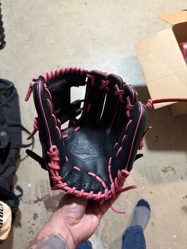 2024 Rawlings RH Infield R9 Baseball Glove 11.5" (Used)