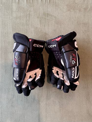 CCM JetSpeed FT6 Pro Gloves 14" (Used)