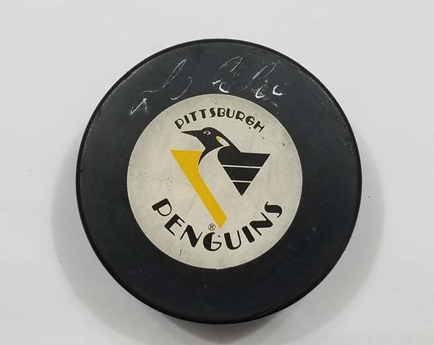 MARIO LEMIEUX Autographed Pittsburgh Penguins Signed NHL Hockey Puck