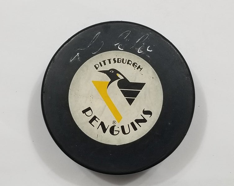 MARIO LEMIEUX Autographed Pittsburgh Penguins Signed NHL Hockey Puck