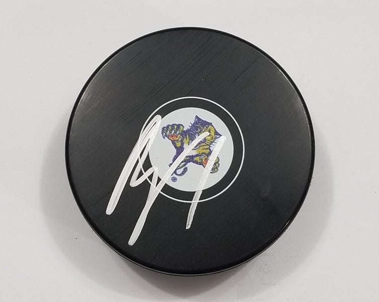 ROBERTO LUONGO Autographed Florida Panthers Signed NHL Hockey Puck HOF