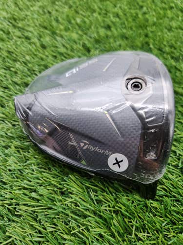NEW 2025 TAYLORMADE QI35 DRIVER 10.5* CLUBHEAD ONLY BRANDNEW
