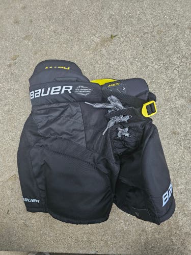 Youth Small Bauer Supreme Mach Hockey Pants (Used)