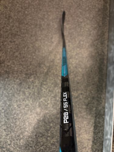 Intermediate Bauer PULSE Left Hand Hockey Stick P28 55 Flex (New)