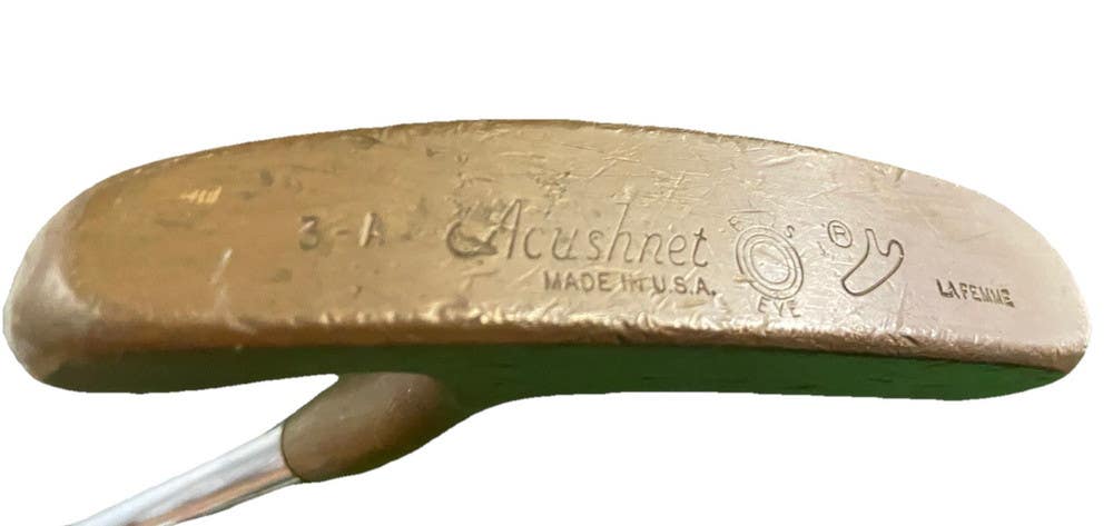Acushnet Bullseye La Femme 3-A Putter RH Fluted Steel 32.5 Inches Original Grip