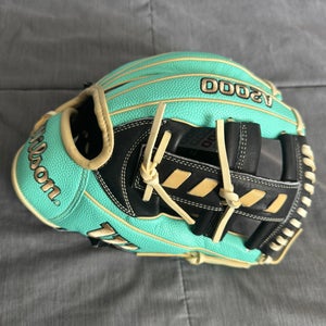 2024 Wilson A2000 RH Infield Baseball Glove 11.5" (New)