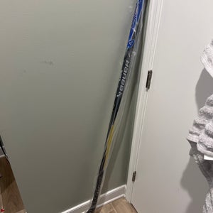 Senior Bauer Vapor FlyLite Right Handed Hockey Stick P28M 77 Flex Pro Stock (New)
